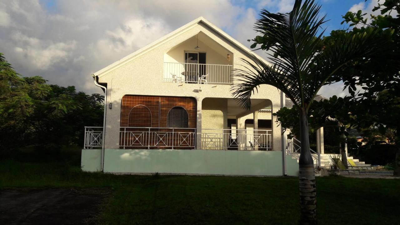 Lakazadom974 - Chambres D'Hotes Saint-Gilles-les Hauts Exterior photo